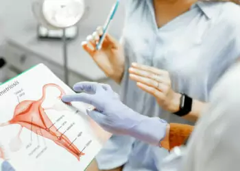 La endometriosis y su impacto en los resultados del embarazo y el éxito de la FIV